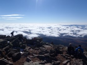 La tête dans les nuages